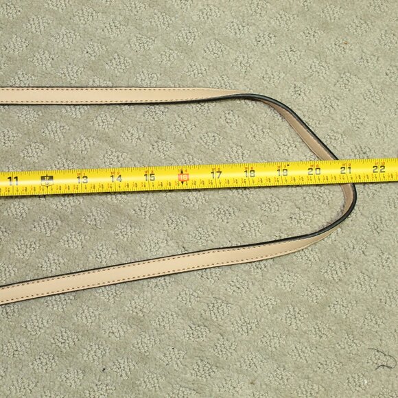 Guess Small Rectangular Floral Crossbody Purse - Picture 9 of 12